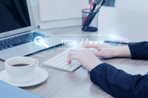 拉薩旅游網(wǎng)站制作、旅游行業(yè)網(wǎng)站建設(shè)有哪些好的解決方案？